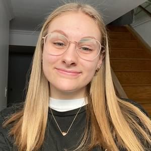 Meet your Posher, Sabrina